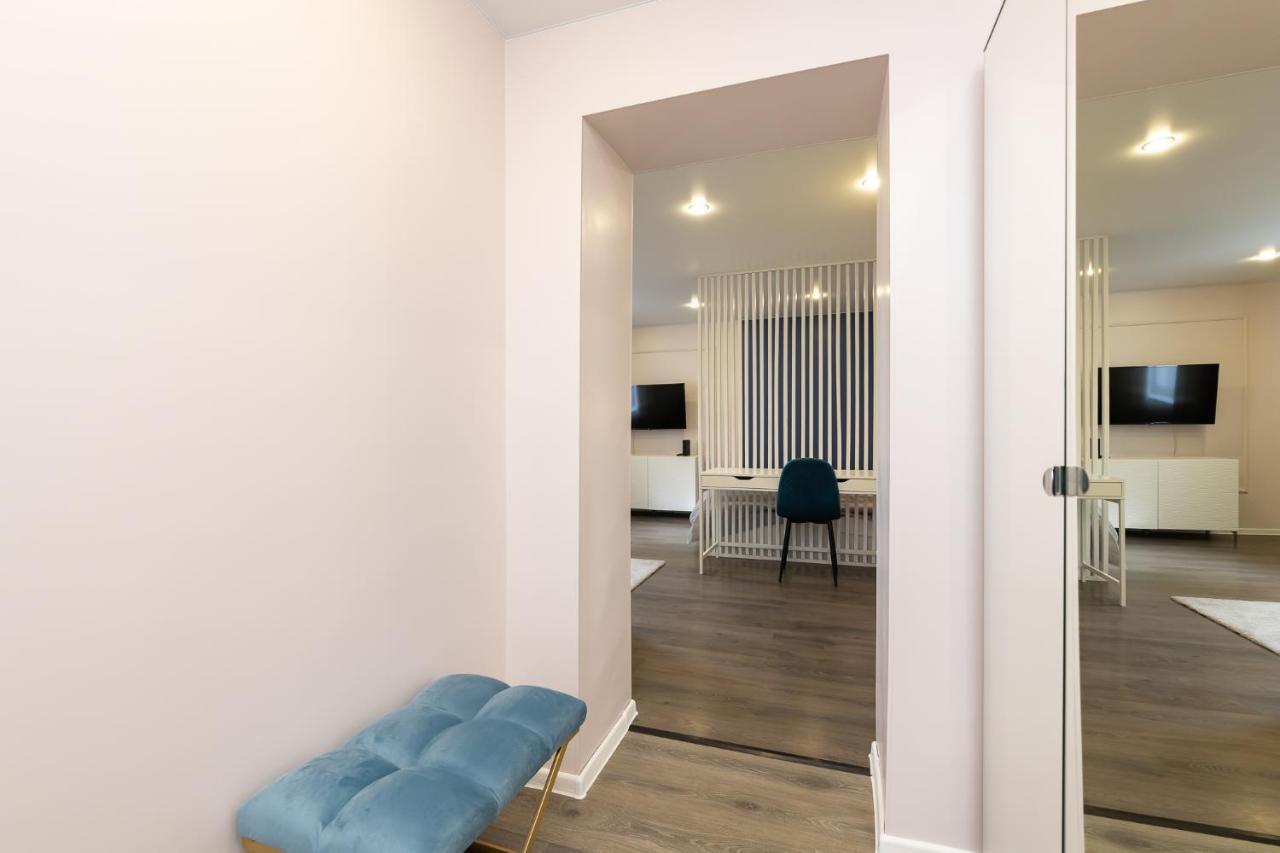 Cozy Stylish Studio Apartment With Free Parking By Centralapartments Tallinn Eksteriør billede